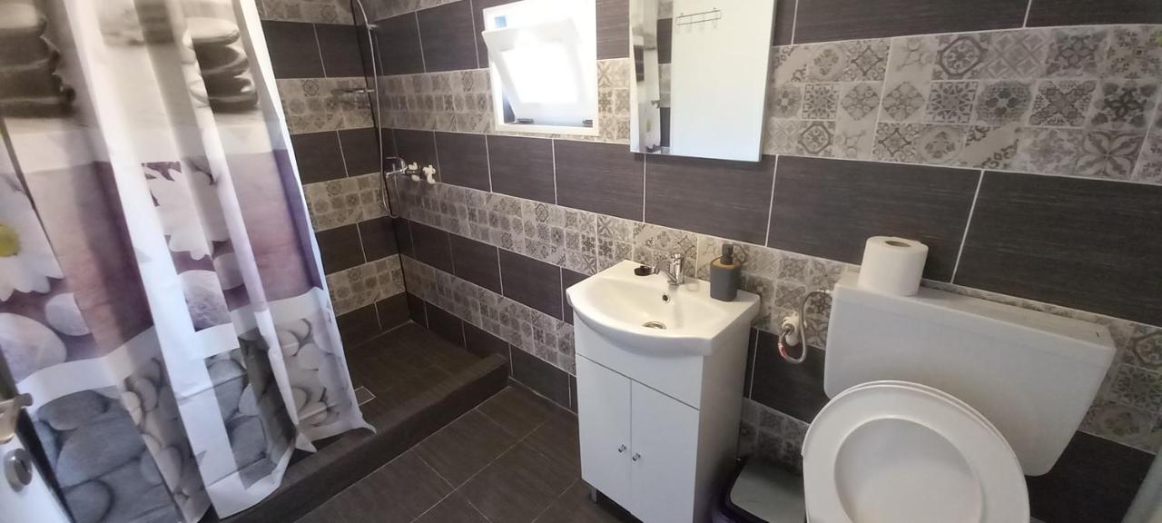 Willa Casa Claudiu Ieşelniţa Zewnętrze zdjęcie