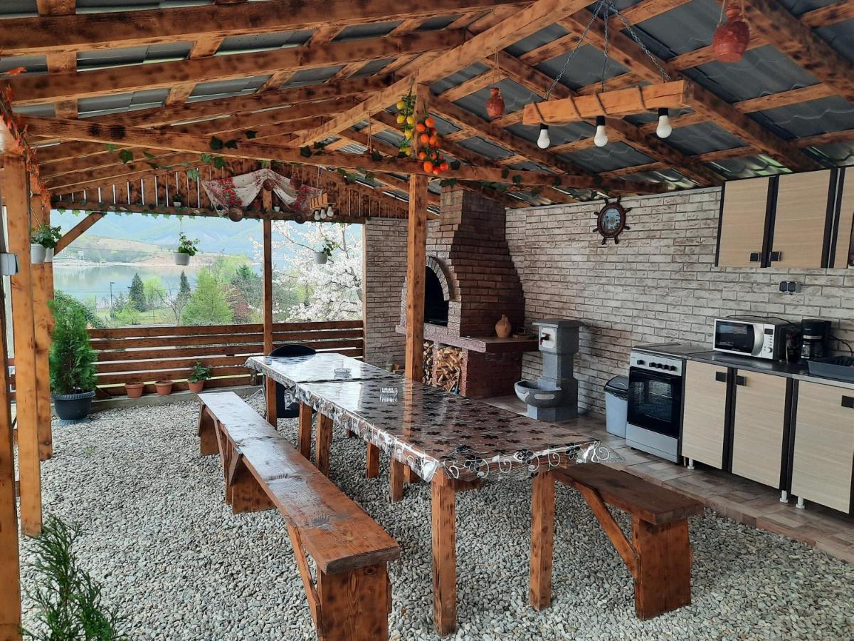 Willa Casa Claudiu Ieşelniţa Zewnętrze zdjęcie